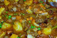 How to Turn Leftover Lamb into Spiced Curry
