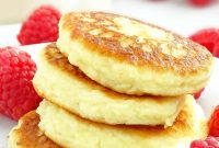Sirniki: Russian Cottage Cheese Pancakes Recipe