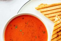 Gluten-Free Tomato Soup Recipe, Creamy and Dairy-Free
