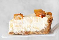 No-Bake Pineapple Cream Cheese Pie