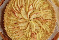How to Make a Classic Frangipane Almond Tart