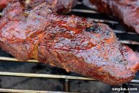 How to Smoke Country-Style Ribs on a Big Green Egg