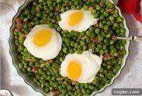 Portuguese Peas and Eggs (Ervilhas com Ovos) Recipe