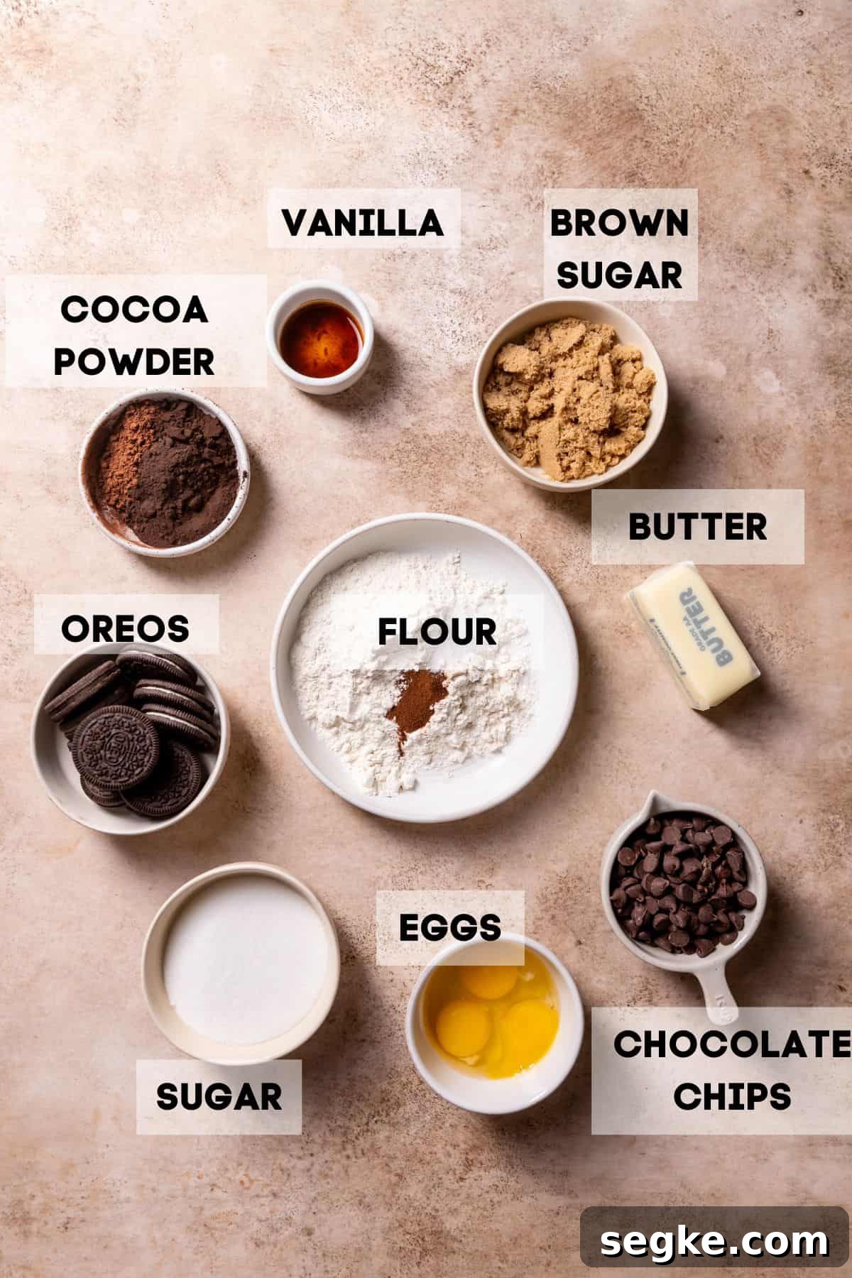 ingredients needed to make brownies with oreo cookies.