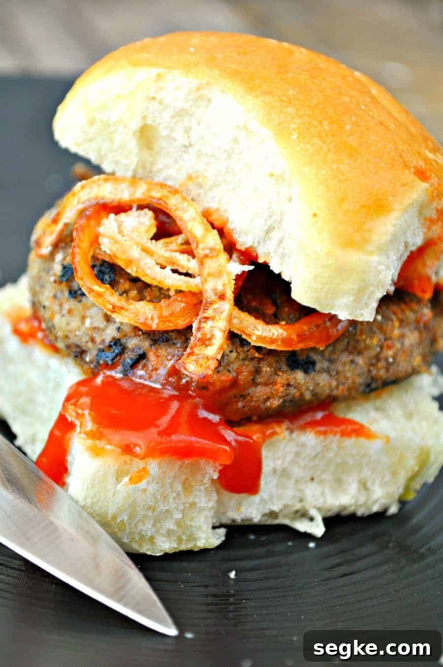 Vegan Mushroom Meatloaf Sliders Recipe with Crispy Shallots 2 Vegan mushroom meatloaf sliders with crispy shallots