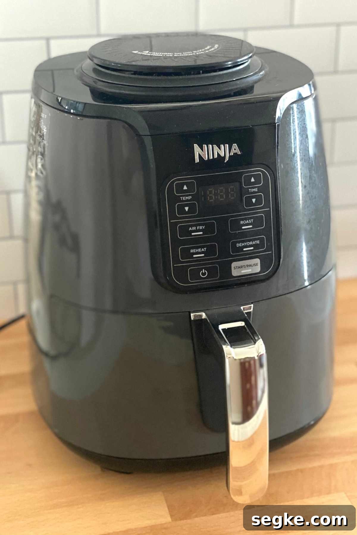 4 quart Ninja air fryer on counter.