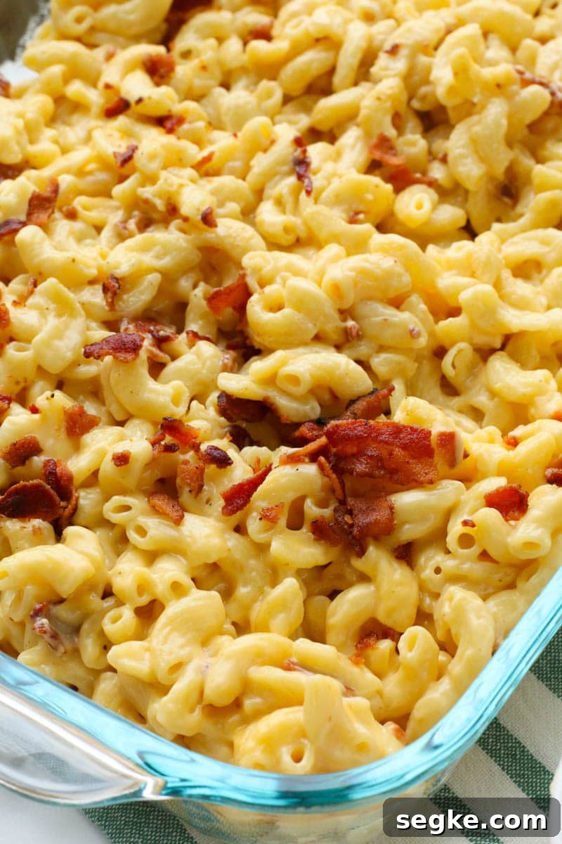 bacon mac and cheese casserole dish