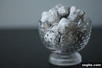 Peanut Butter-Filled Pretzel Dragees