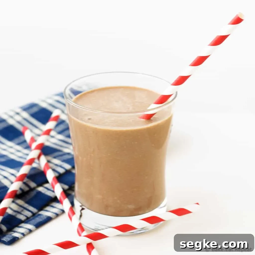 Creamy Chocolate Peanut Butter Smoothie Recipe 3 Healthy Chocolate Peanut Butter Smoothie -5