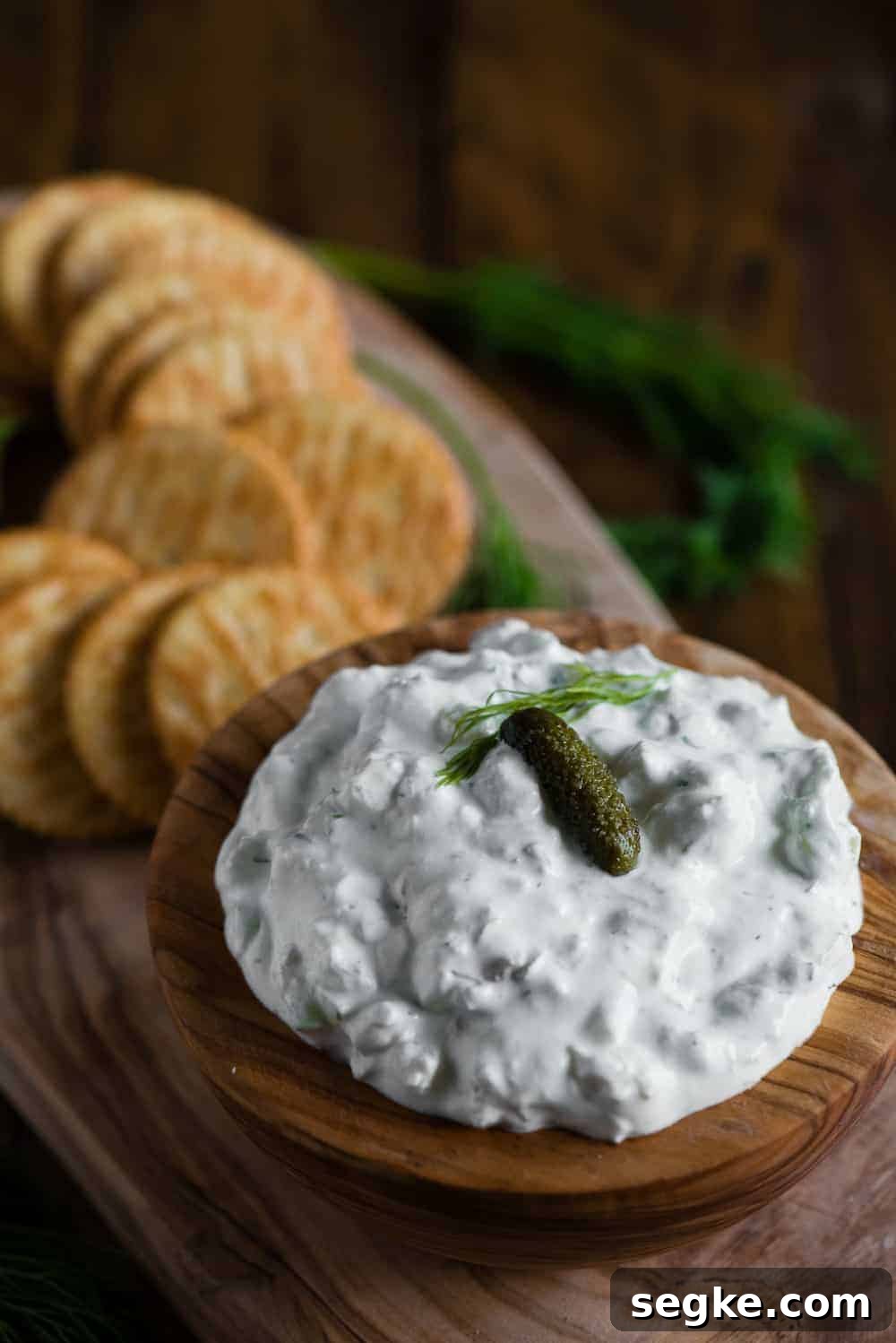 Creamy Dill Pickle Dip Recipe for Chips and Veggies 2 dill pickle dip with crackers