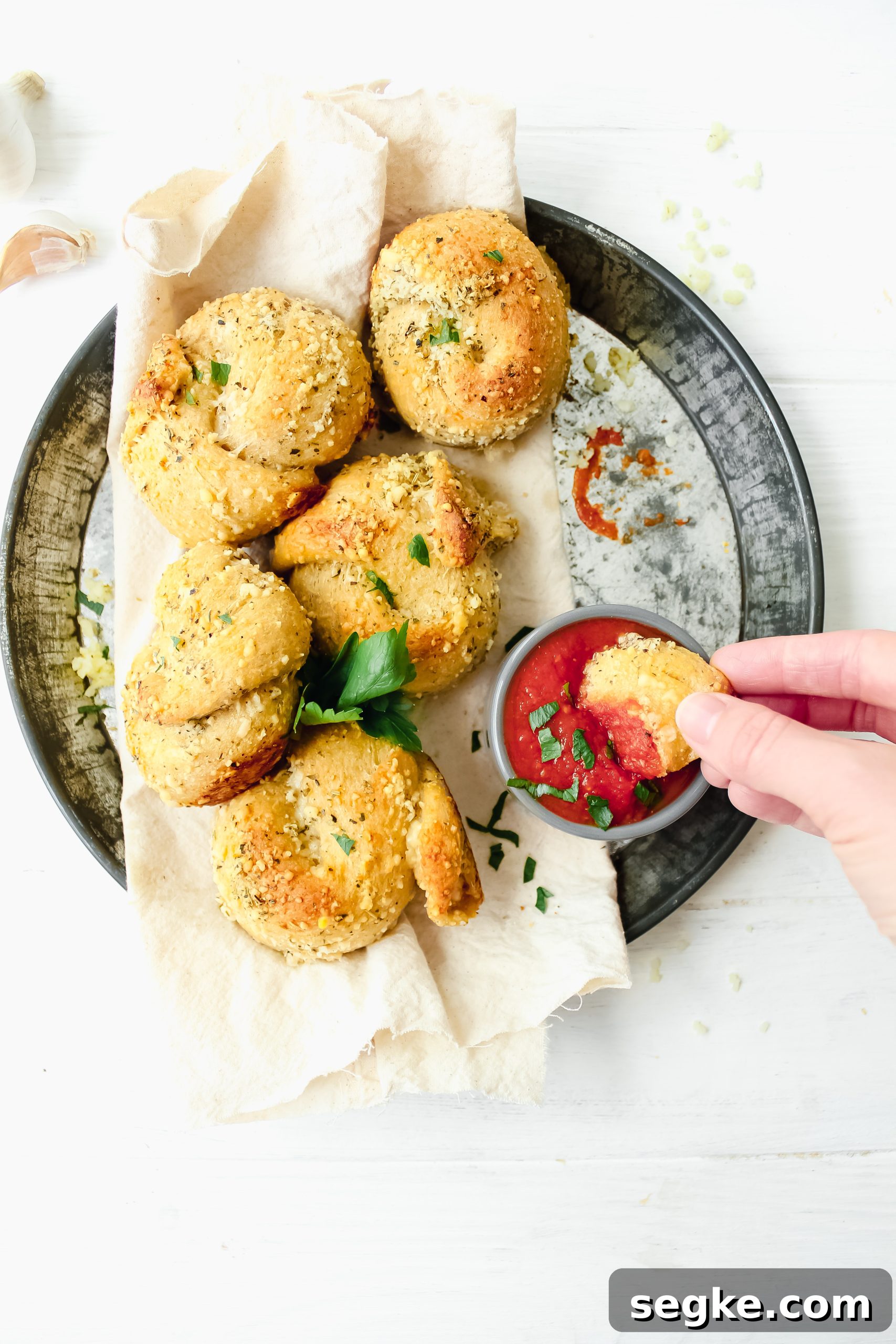 Homemade Pizzeria Style Garlic Knots