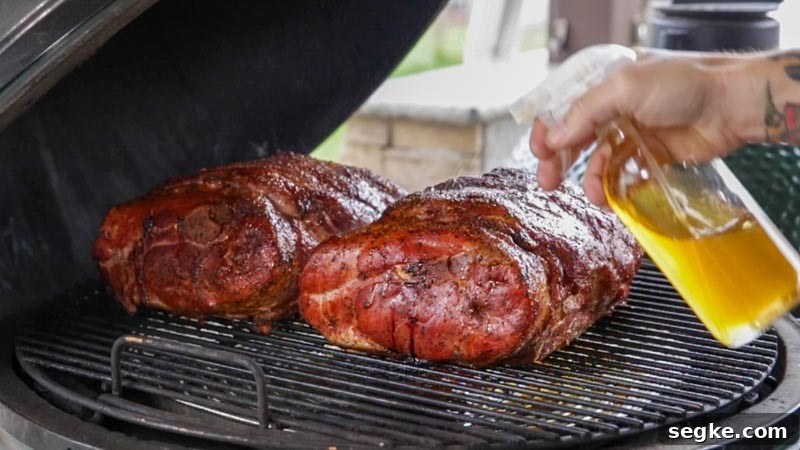 How to smoke a Boston Butt on the Big Green Egg