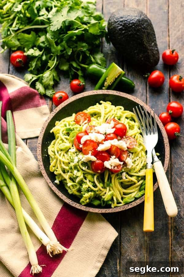 Creamy Avocado Pasta with Jalapenos and Crumbled Queso Fresco 5 TEN MINUTES TO DINNER - no, really!! And this Spicy Avocado Pasta tastes amazing, too!